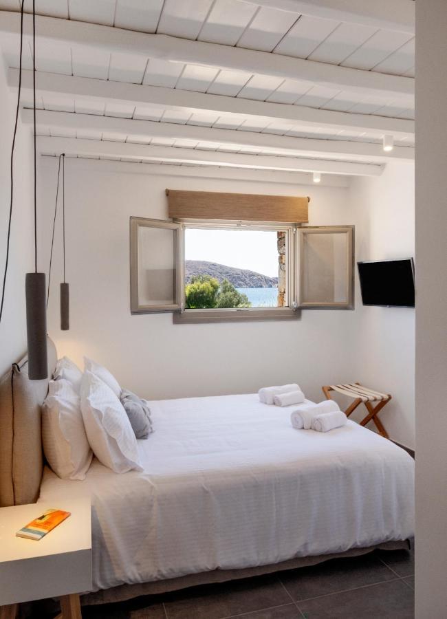 Nautilus Serifos Livadakia Buitenkant foto
